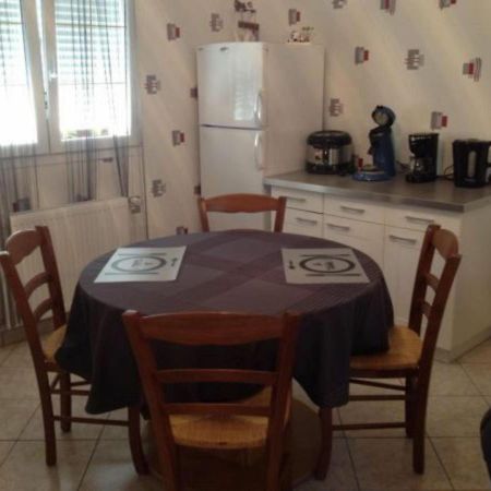 Charmant Gite A Etain, Tout Inclus, Proche Verdun Avec Terrasse Et Parking - Fr-1-585-3 Eksteriør bilde