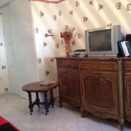 Charmant Gite A Etain, Tout Inclus, Proche Verdun Avec Terrasse Et Parking - Fr-1-585-3 Eksteriør bilde