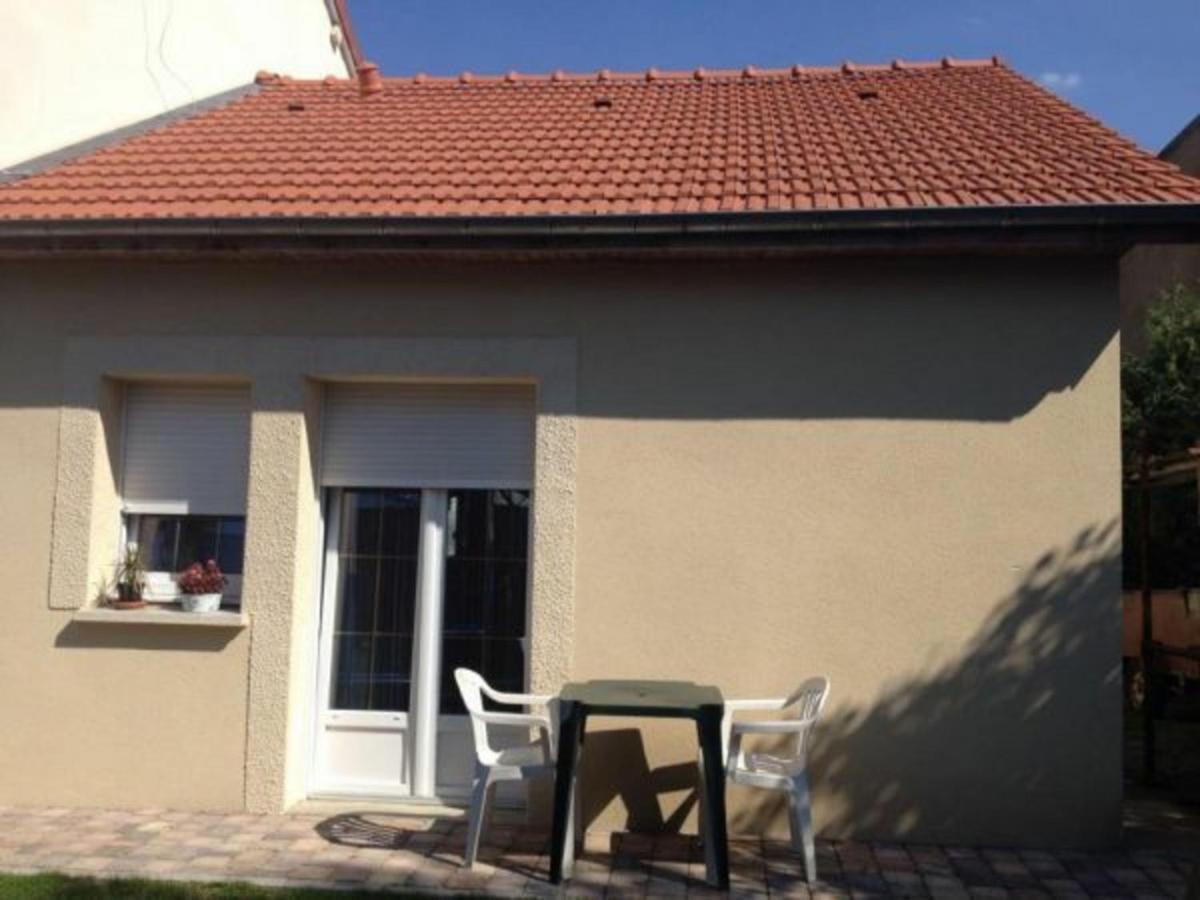 Charmant Gite A Etain, Tout Inclus, Proche Verdun Avec Terrasse Et Parking - Fr-1-585-3 Eksteriør bilde